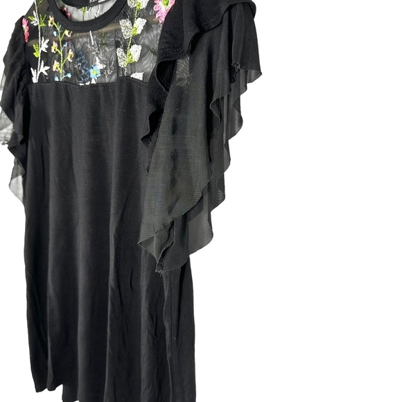 Women's | Kim & Cami | Black Embroidered Floral Butterfly Sleeve Sheer Top - Picture 4 of 8